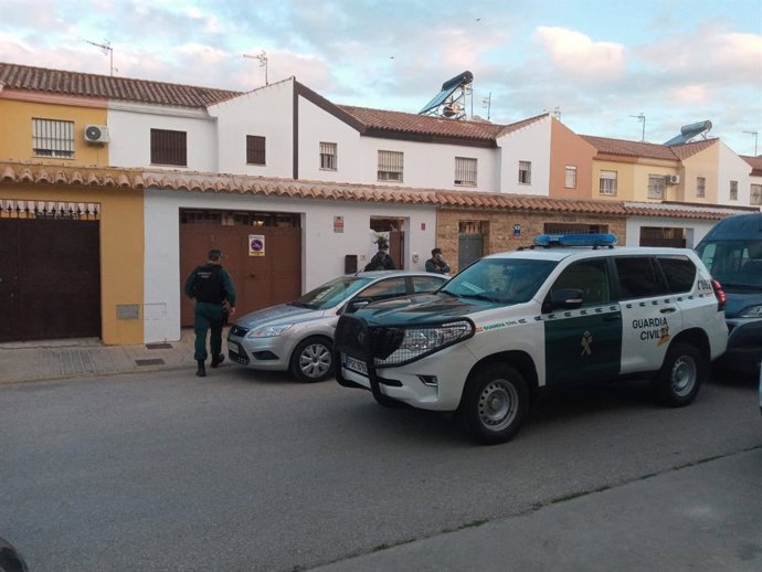 Operación de Guardia Civil contra el tráfico de marihuana en La Algaida en Sanlúcar
