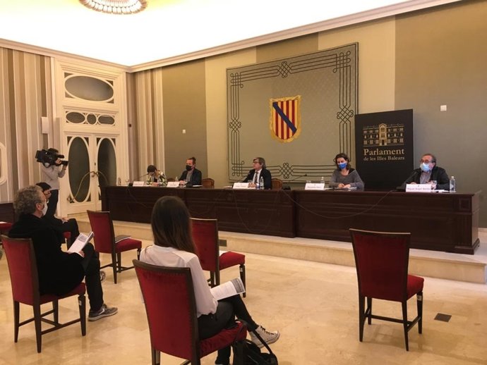 Presentación del informe 'Un nuevo modelo para Baleares: agenda de objetivos para la reconversión turística' del Foro de la Sociedad Civil.