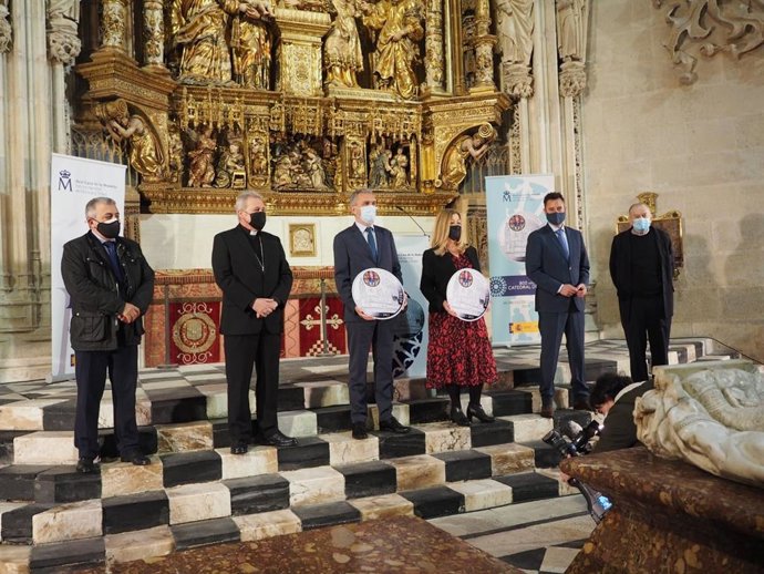 Presentación de la moneda conmemorativa.
