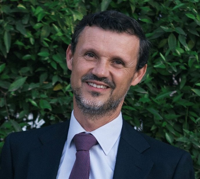 Carlos Caspueñas, nuevo director de la Región Sur de Enaire.