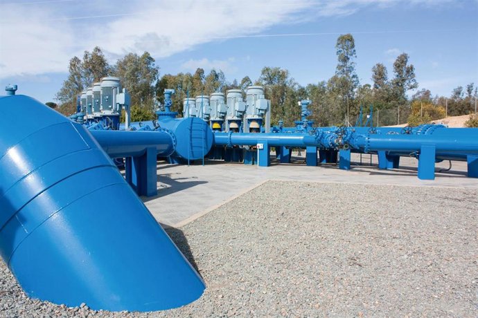 Archivo - La estación de bombeo de Hidroguadiana de la Comunidad de Regantes de El Fresno.