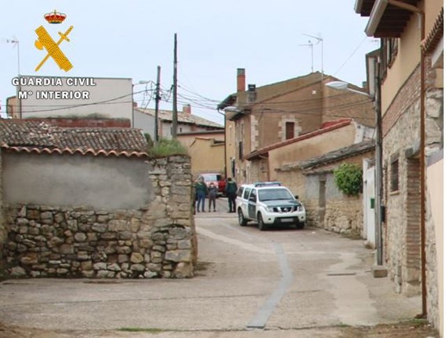 Archivo - Operativo de la Guardia Civil para llevar a cabo la detención.