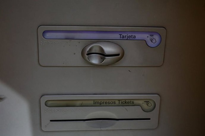 Archivo - Cajero automático