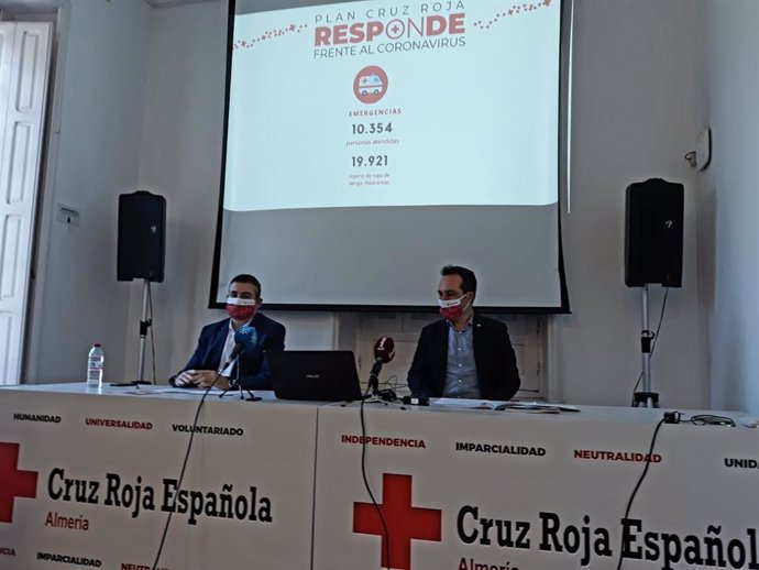 El presidente provincial de Cruz Roja, Antonio Alastrué, y el coordinador provincia, Francisco Vicente