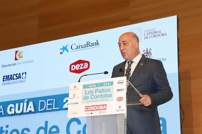 El presidente de la Diputación de Córdoba, Antonio Ruiz, interviene en la presentación de la 'Guía de los Patios de Córdoba 2021', de 'Diario Córdoba'.