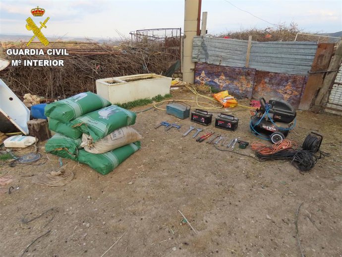 La Guardia Civil de Cuenca detiene a tres personas por robos en naves agrícolas de Villalba del Rey