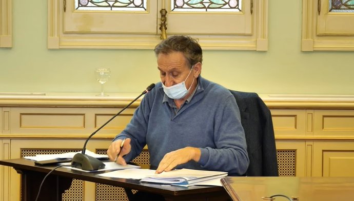 El director de Oficina Balear de la Infancia y la Adolescencia, Serafín Carballo, comparece en la Comisión de Asuntos Sociales, Derechos Humanos y Deportes.