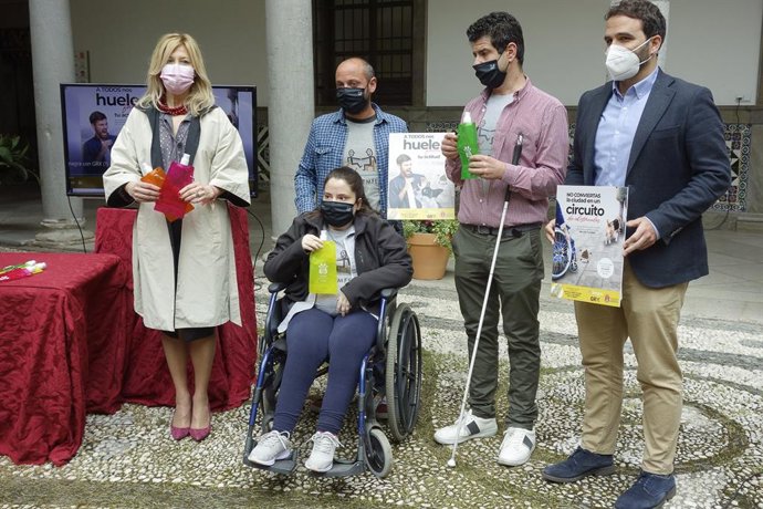 Campaña 'A todos nos huele fatal tu actitud'