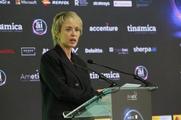 La secretaria de Estado de Digitalización e Inteligencia Artificial, Carme Artigas, durante la clausura de la la IV edición del foro de Ametic 'Artificial Intelligence Summit 2021'.
