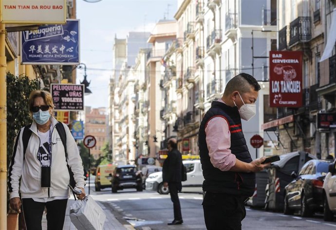 Imagen de la calle Pelayo de Valncia, en cuyo entorno se prevé la instalación de arcos chinos a partir de los presupuestos participativos DecidimVLC.