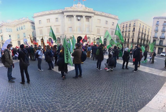 Manifestación de sindicatos educativos en Barcelona