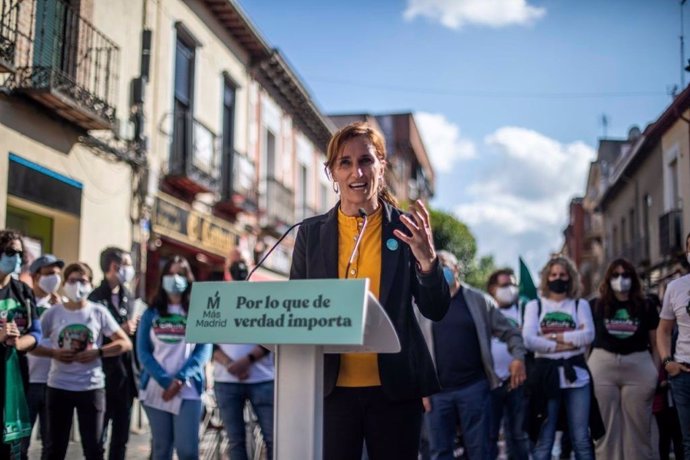 La candidata de Más Madrid a las elecciones autonómicas del 4 de mayo, Mónica García, en un acto con la militancia en Getafe