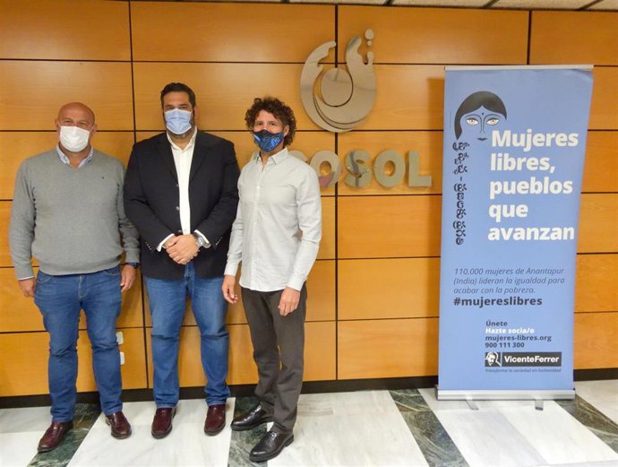 Acosol y la Fundación Vicente Ferrer firman un convenio para la construcción de estructuras hídricas