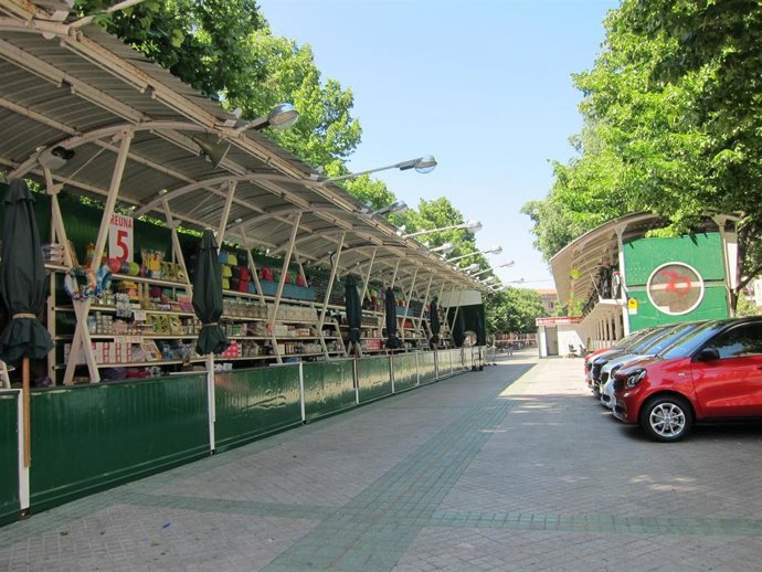 Archivo - Imagen de archivo de la tómbola de Cáritas en el Paseo de Sarasate.