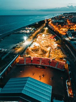 El festival tendrá en su cartel a Estopa, Miguel Poveda, Els Amics de les Arts, Amaral, Manel, Stay Homas y Sopa de Cabra.
