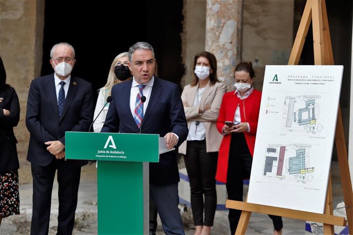 Los consejeros de Presidencia, Administración Pública e Interior, Elías Bendodo, presenta el proyecto de rehabilitación del Convento de la Trinidad a 30 de abril del 2021 en Málaga. Andalucía.