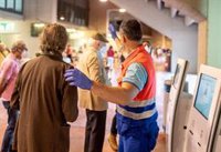 Andalucía prevé estar vacunando contra la Covid "a finales de junio" a mayores de 45 años