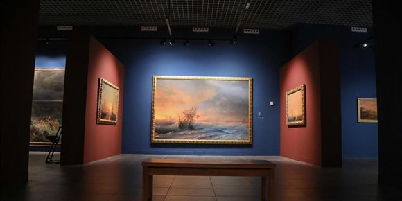 2. La Colección del Museo Ruso presenta la exposición anual 'Guerra y Paz en el arte ruso' con 183 obras