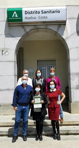 Los Distritos Sanitarios Huelva-Costa y Condado-Campiña reciben un galardón por su iniciativa en prevención de riesgos laborales ante el Covid-19 .