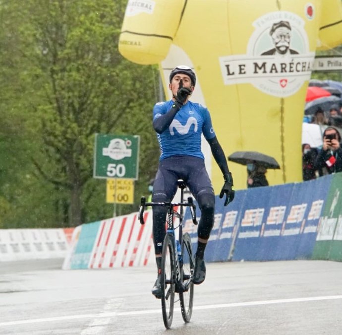 El ciclista español Marc Soler (Movistar Team) gana la tercera etapa del Tour de Romandía 2021, disputada en Estavayer sobre 168,7 kilómetros
