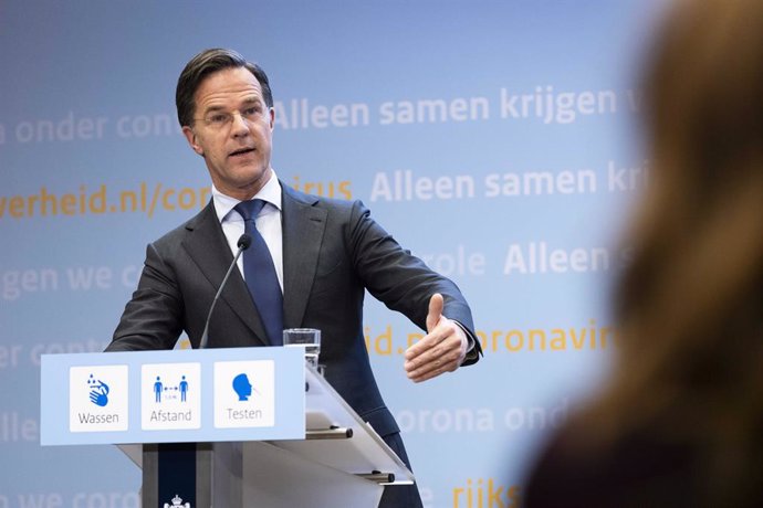 20 April 2021, Netherlands, Den Haag: Mark Rutte, Prime Minister of the Netherlands, speaks at a press conference on measures to contain the Corona pandemic. Despite persistently high infection figures, Corona measures are being relaxed in the Netherlan