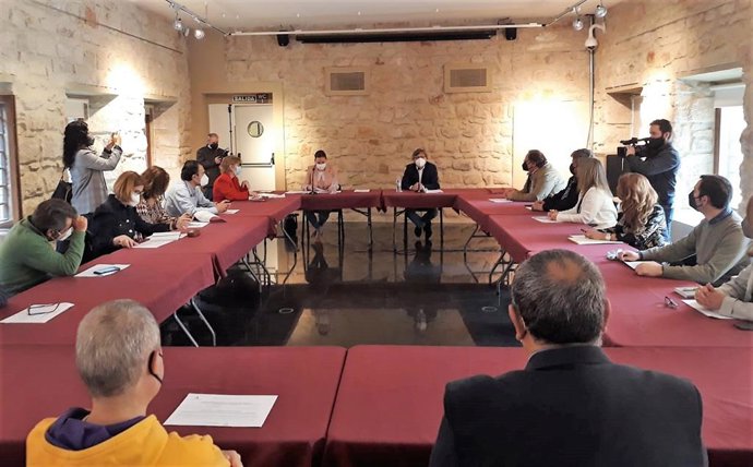 Reunión con empresarios turísticos.