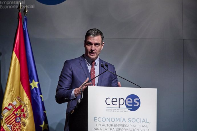 El presidente del Gobierno, Pedro Sánchez, interviene durante el acto de clausura de la XXIX Asamblea General de la Confederación Empresarial Española de la Economía Social (CEPES), a 29 de abril de 2021, en Madrid (España). 