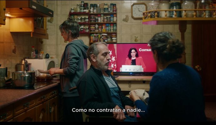 Unidas Podemos lanza el corto 'La rider', escrito por Carlos Bardem, con motivo del Día de los Trabajadores