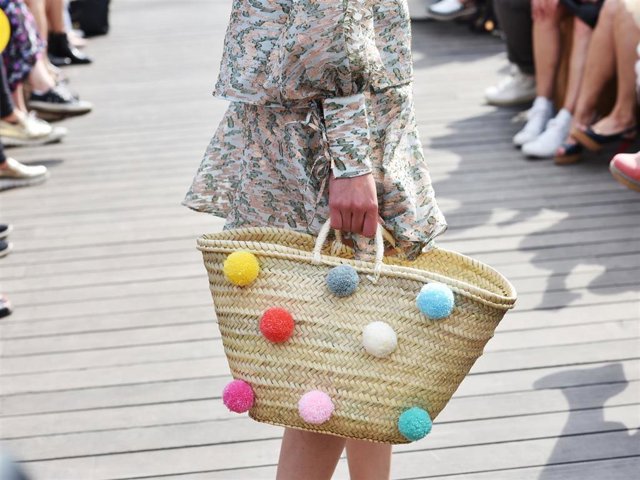 Archivo - A model, fashion detail