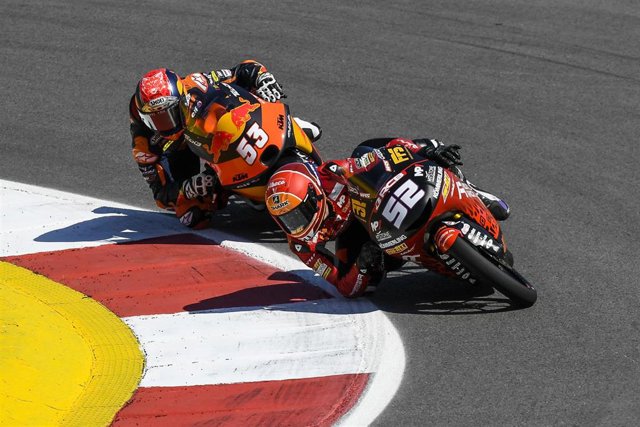 Jeremy Alcoba y Deniz Oncu