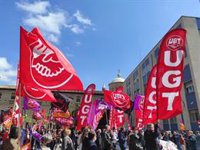 Sindicatos reivindican una salida de la crisis "justa y equitativa" que no suponga la devaluación de los salarios