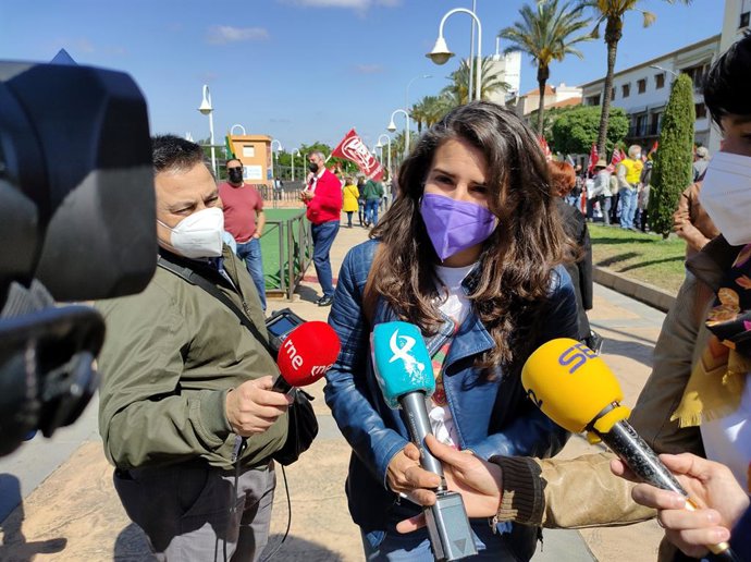 La portavoz de Unidas por Extremadura, Irene de Miguel.