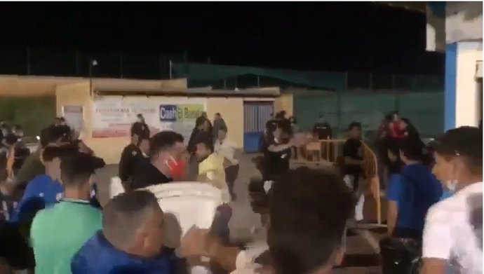 Captura de uno de los vídeos con imágenes de la pelea