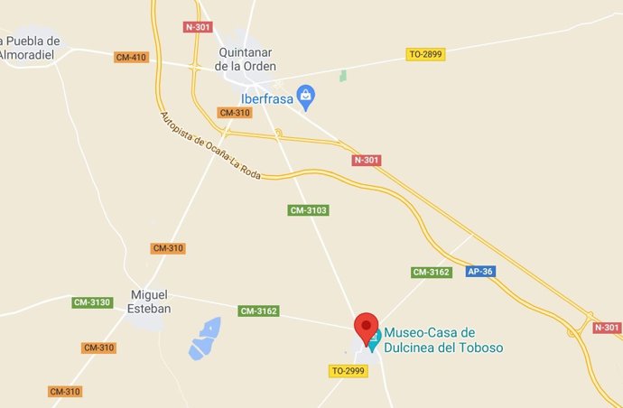 La CM-3103 entre El Toboso y Quintanar de la Orden