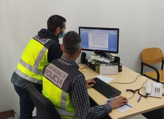 La Policía Nacional descubre una red de prostitución que captaba menores de edad vulnerables y detiene a los cabecillas del grupo criminal