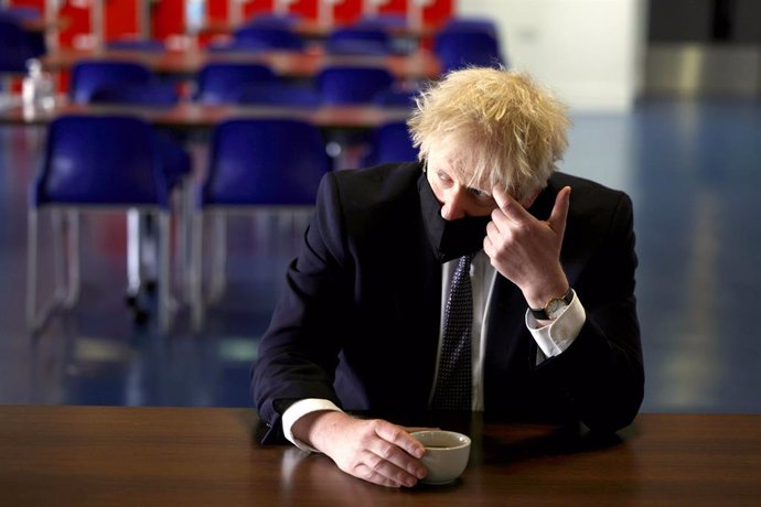 29 April 2021, United Kingdom, London: UK Prime Minister Boris Johnson visits King Solomon Academy in Marylebone, central London. Photo: Dan Kitwood/PA Wire/dpa