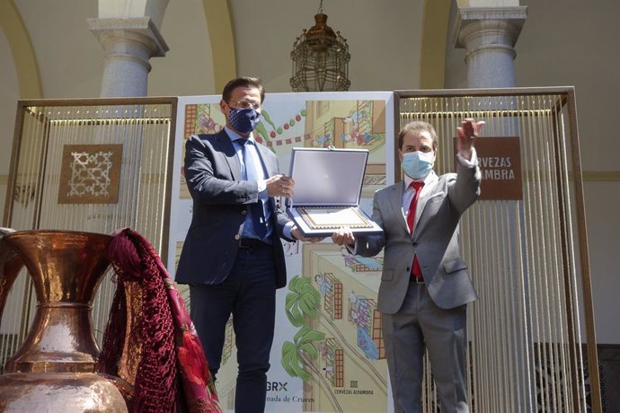 Pregón de la Fiesta de la Cruz de Mayo en Granada
