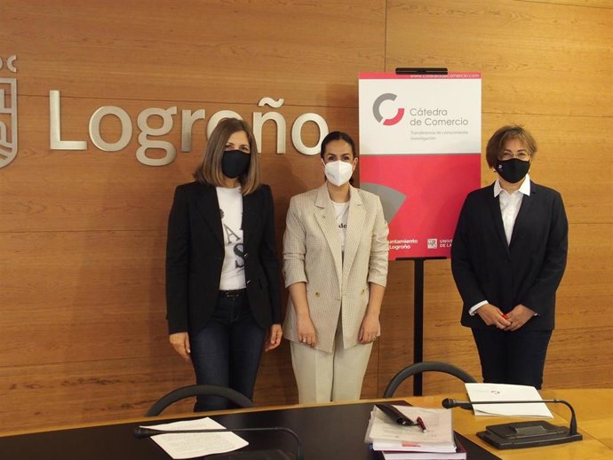 Renovación acuerdo Ayuntamiento de Logroño con la UR para la Cátedra Extrarodinaria de Comercio
