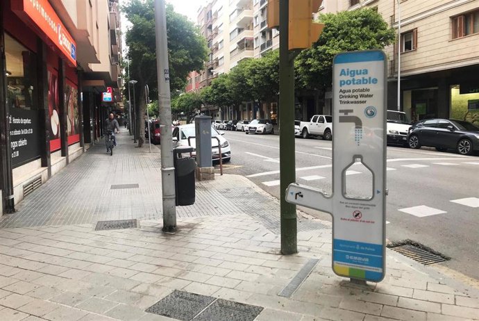 Fuente de agua filtrada en Palma.