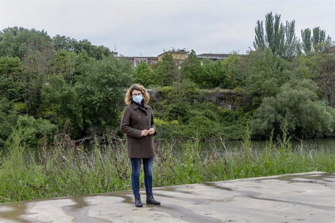 La Concejala Del Grupo Municipal De Ciudadanos En El Ayuntamiento De Logroño, Rocío Fernández, Ha Propuesto El Acondicionamiento Del Embarcadero Y Su Entorno Y Ha Denunciado El Abandono Que Sufre La Zona Por Parte Del Equipo De Gobierno