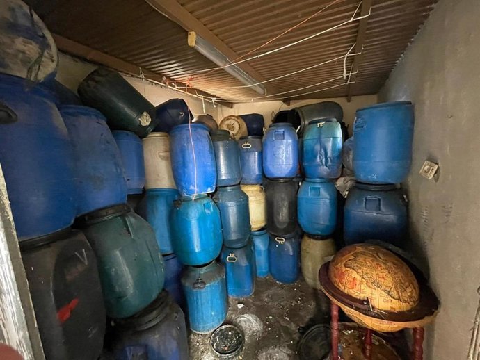 La Guardia Civil detiene a 10 personas en Villajoyosa relacionadas con el robo de aceite usado