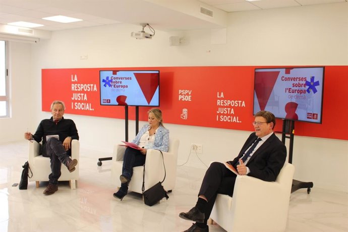 El president de la Generalitat, Ximo Puig, durante su intervención en la webinar 'Conversaciones sobre la Europa del mañana', en la que también ha participado la eurodiputada del PSPV-PSOE, Inmaculada Rodríguez-Piñero, y el periodista Xavier Vidal Folch