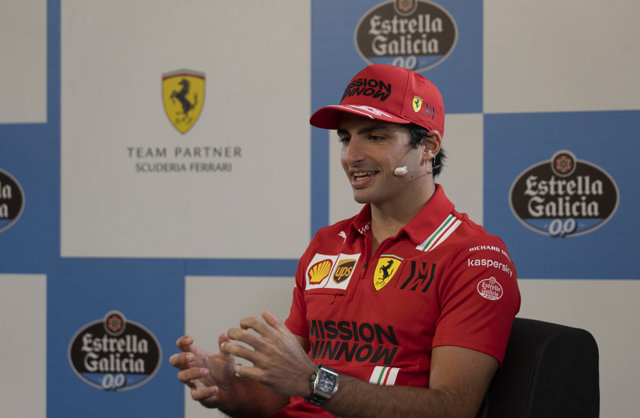 Carlos Sainz en el evento de Estrella Galicia