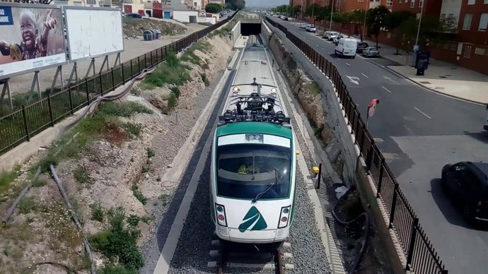 Pruebas de Adif en los accesos ferroviarios a Almería tras el soterramiento del Puche