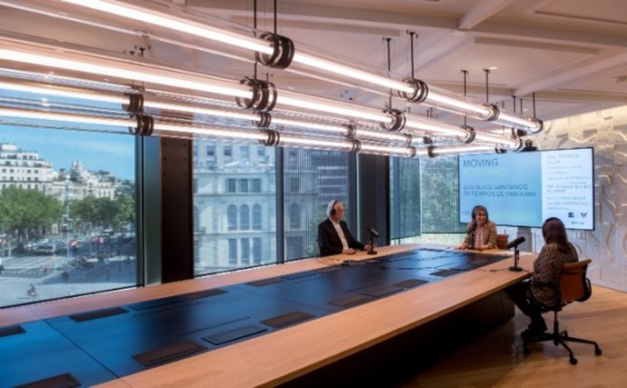 Seat lanza dos series de podcasts para conectar a sus profesionales con expertos