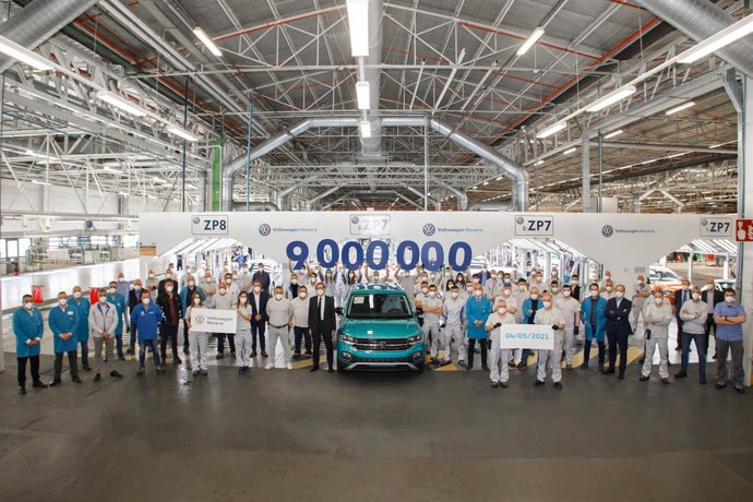 La fábrica de Volkswagen Navarra fabrica su coche 9 millones.