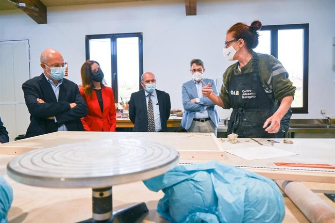 El vicepresidente y consejero de Transparencia, Ordenación del Territorio y Acción Exterior, Francisco Igea, y la consejera de Empleo e Industria, Ana Carlota Amigo.