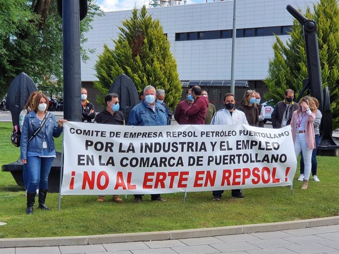 Comienza el encierro del comité de Repsol Petróleo Puertollano en rechazo al ERTE