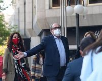 El PSOE se muestra "prudente" ante las encuestas y celebra la elevada participación en las urnas