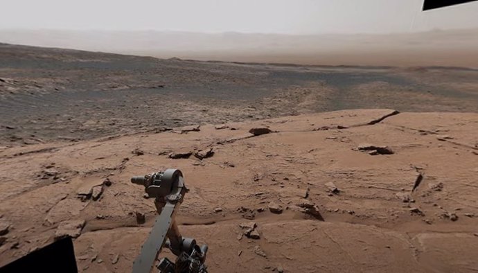 Panorámica del cráter Gale de Marte tomada por el rover Curiosity desde el Monte Sharp